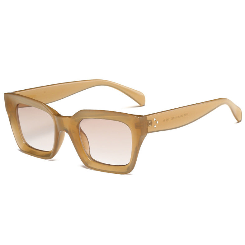 Gafas de sol Geek-Chic extragrandes con montura de cuerno
