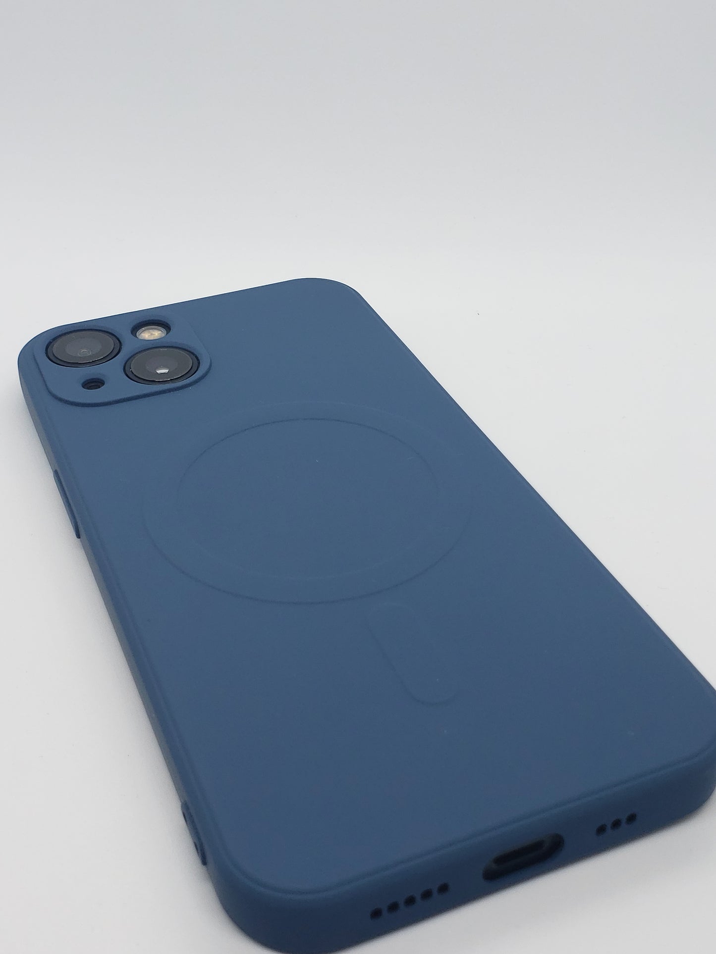 Coque magnétique en silicone, compatible Magsafe pour iPhone 13