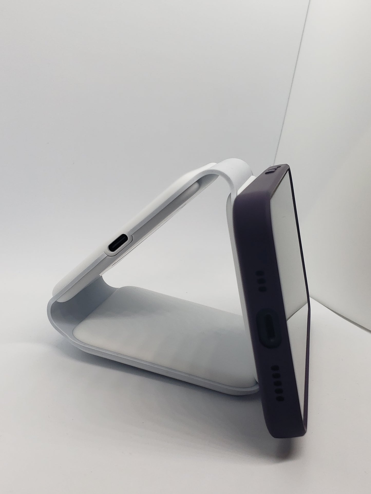Coque magnétique en silicone, compatible Magsafe pour iPhone 13
