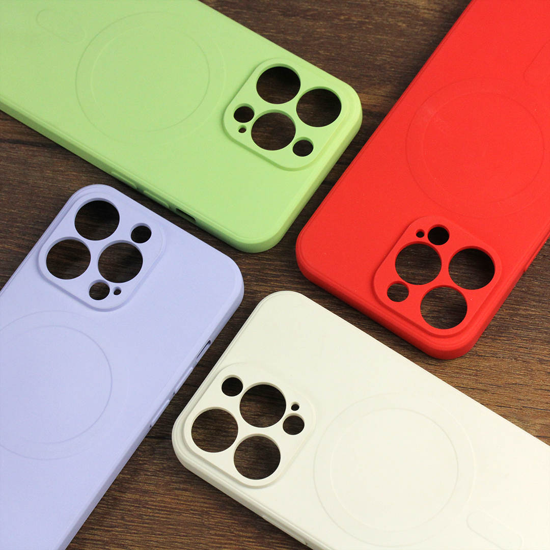 Coque magnétique en silicone, compatible Magsafe pour iPhone 13