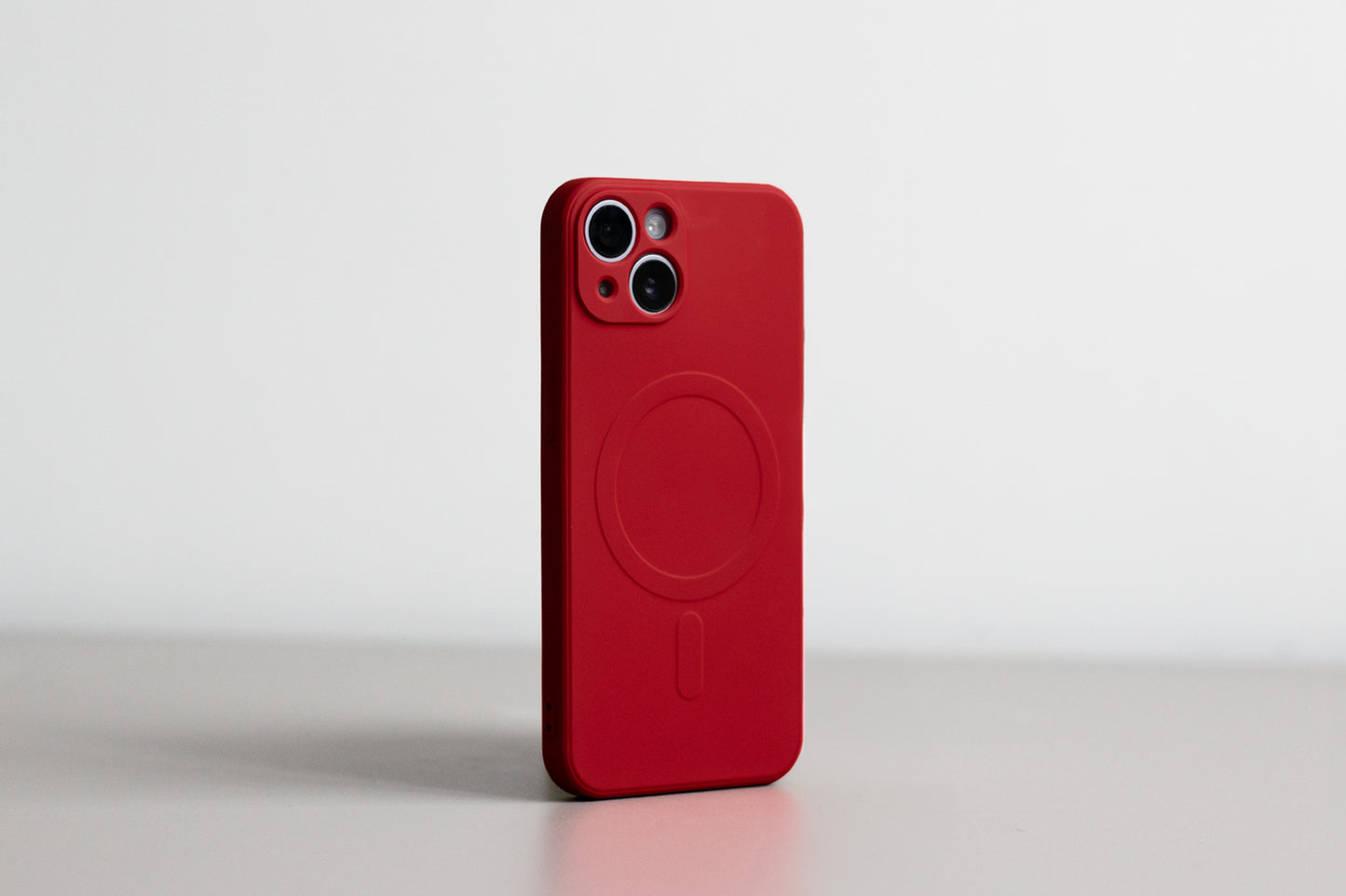 Coque magnétique en silicone, compatible Magsafe pour iPhone 13