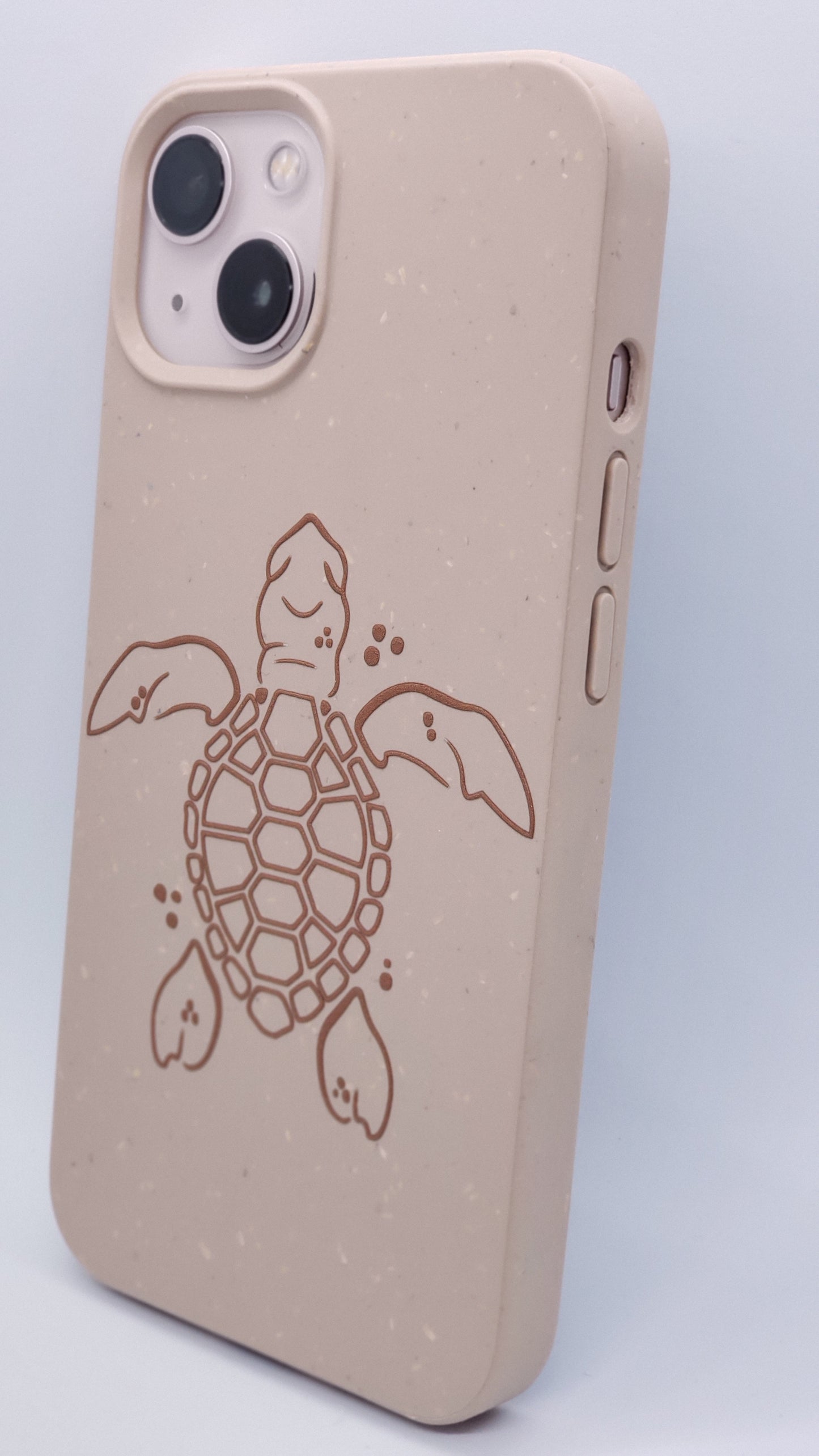 Coque iPhone compostable biodégradable tortue océan rose sable